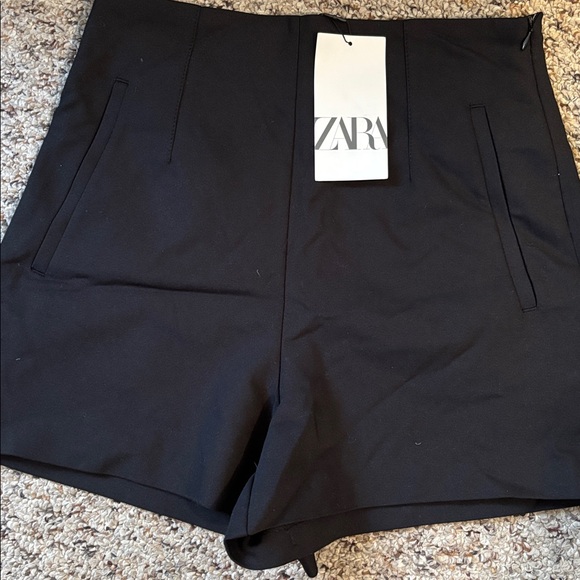 Zara Women's High Waist Dark Shorts - Picture 2 of 5